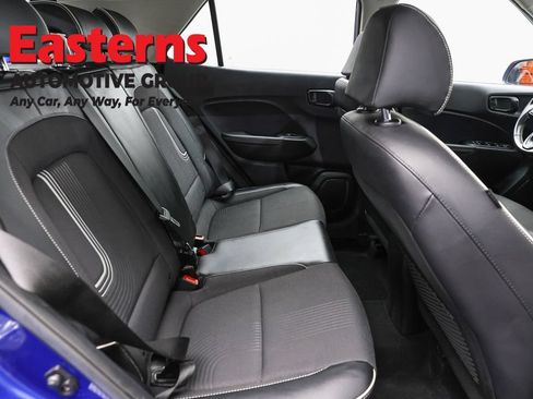 Used 2023 Hyundai Venue Limited w/ Cargo Package FWD image 24