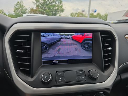 Used 2022 GMC Acadia SLE w/ Driver Convenience Package AWD/4WD image 36