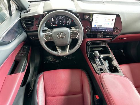 Used 2025 Lexus NX 250 FWD w/ Accessory Package (P2) image 21