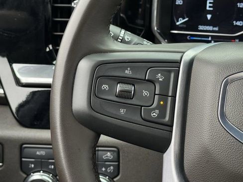 Used 2025 GMC Sierra 1500 SLT image 13