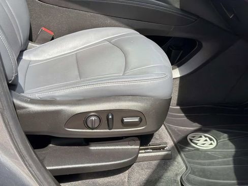 Used 2019 Buick Enclave Essence FWD image 14