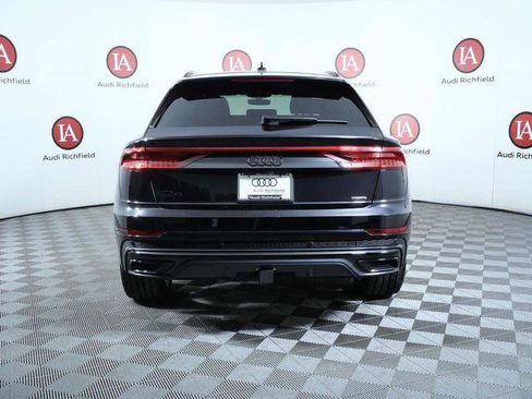 Used 2021 Audi Q8 Premium Plus AWD/4WD image 7