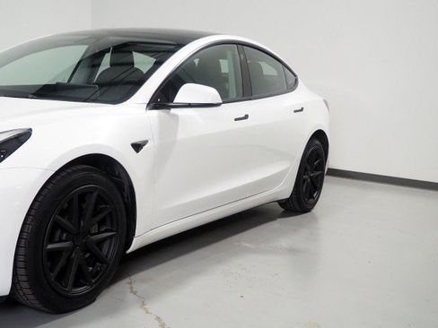 Used 2023 Tesla Model 3 RWD image 40