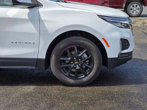 Used 2023 Chevrolet Equinox LT image 9