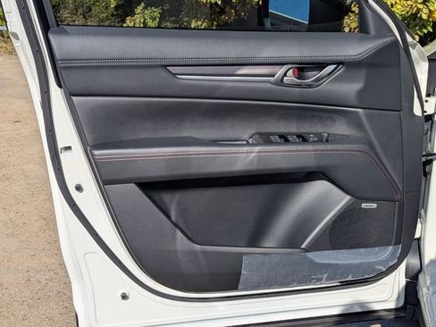 New 2025 MAZDA CX-5 Carbon Edition image 12