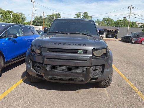 Used 2021 Land Rover Defender 90 S AWD/4WD image 2