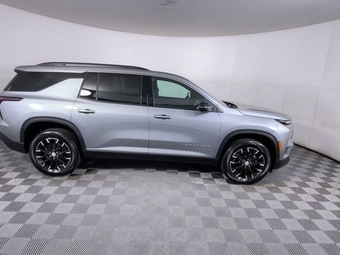 New 2026 Chevrolet Traverse LT w/ Sun and Wheel Package image 9