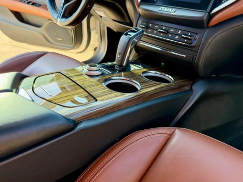 Used 2019 Maserati Ghibli GranLusso RWD image 93
