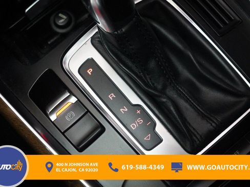 Used 2015 Audi Q5 2.0T Premium image 24