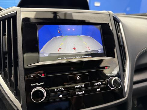 Used 2019 Subaru Crosstrek 2.0i Premium image 19