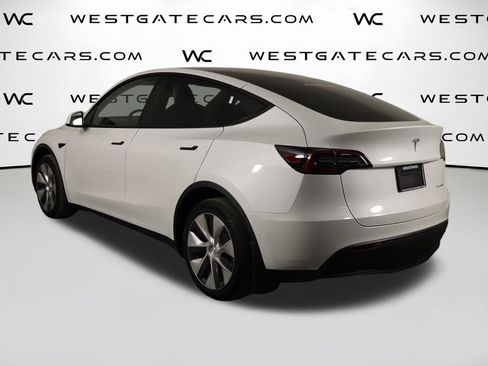 Used 2023 Tesla Model Y Long Range AWD/4WD image 44