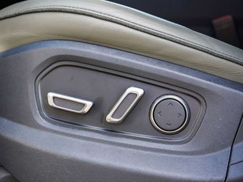 Used 2023 Rivian R1S Adventure AWD/4WD image 19
