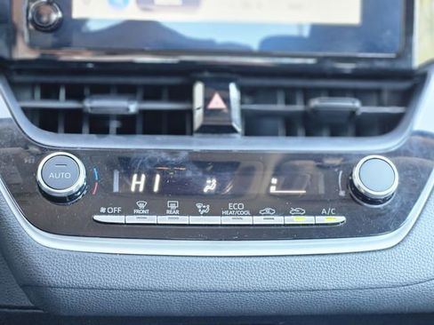Used 2024 Toyota Corolla LE FWD image 23
