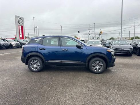 New 2026 Nissan Kicks S FWD image 3