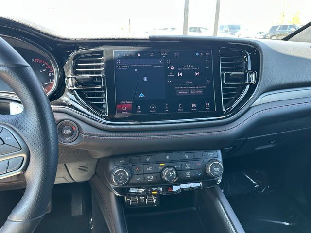 Used 2025 Dodge Durango GT AWD/4WD image 23