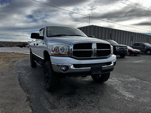 Used 2006 Dodge Ram 2500 Truck SLT w/ Quad Cab Big Horn Value Group image 7
