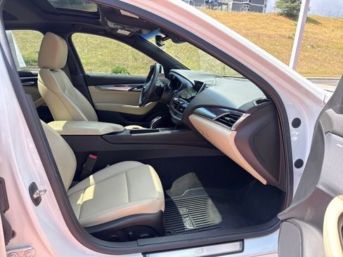 Used 2020 Cadillac CT5 Luxury w/ Sun And Sound Package AWD/4WD image 31