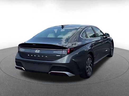Used 2026 Hyundai Sonata Blue FWD image 16