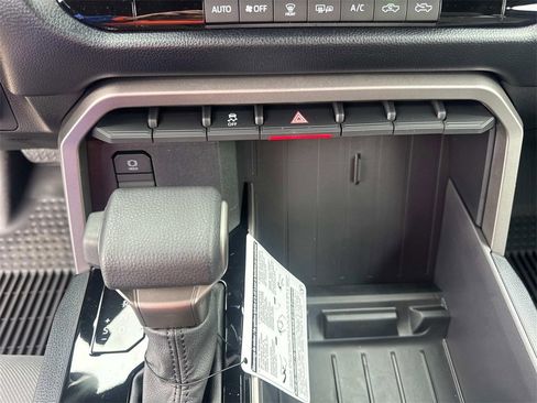 New 2025 Toyota Tundra SR5 w/ SR5 Convenience Package image 21