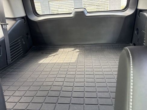 Used 2019 Chevrolet Tahoe LT image 21