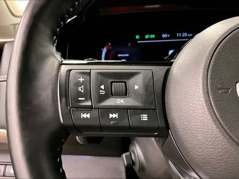 Used 2024 Nissan Pathfinder Platinum w/ Lighting Package (N93) AWD/4WD image 27
