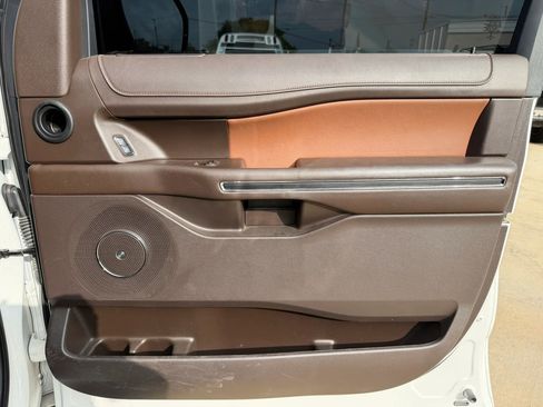 Used 2022 Ford Expedition Max King Ranch AWD/4WD image 12