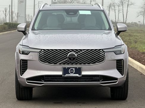 New 2026 Volvo XC90 B6 Ultra w/ Protection Package image 8