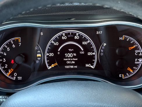 Used 2021 Jeep Grand Cherokee Laredo X AWD/4WD image 26