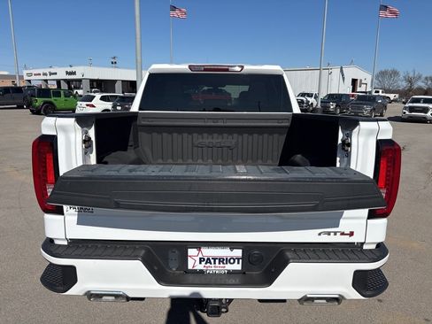 Used 2021 GMC Sierra 1500 AT4 image 5