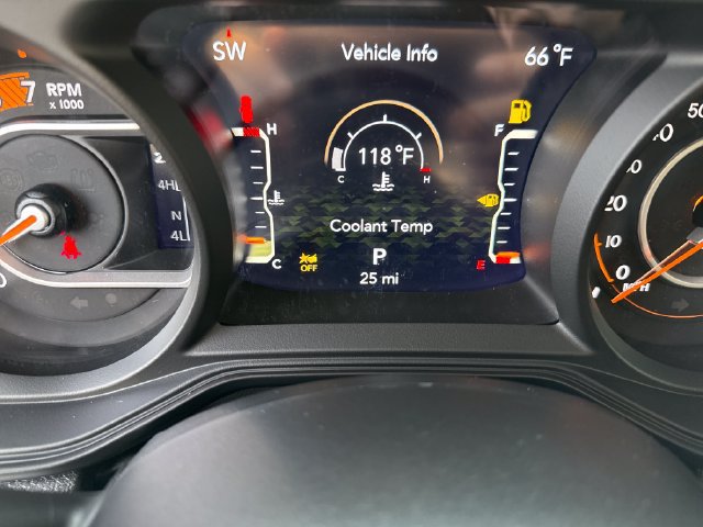 New 2026 Jeep Wrangler Unlimited Sahara AWD/4WD image 20