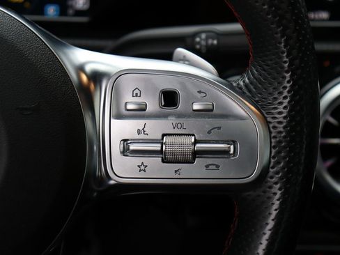 Used 2020 Mercedes-Benz CLA 250 image 16