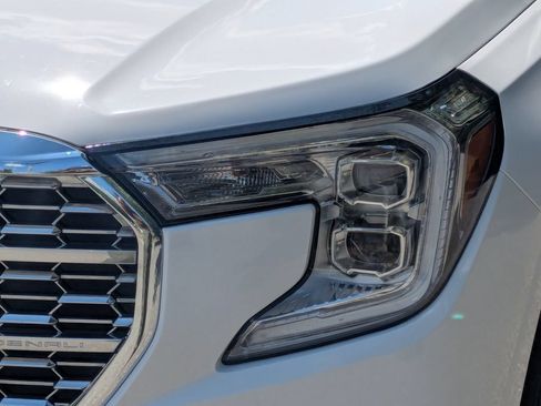 Used 2024 GMC Terrain Denali AWD/4WD image 9