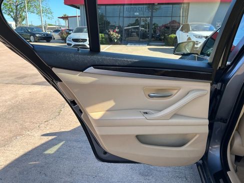 Used 2013 BMW 528i xDrive Sedan image 12