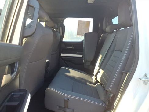 Used 2024 Toyota Tacoma TRD Sport image 9