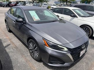 Used 2025 Nissan Altima 2.5 SV FWD video 1