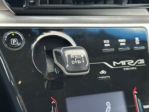 Certified 2018 Toyota Mirai image 23