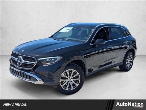 Used 2025 Mercedes-Benz GLC 300 GLC 300 image 1