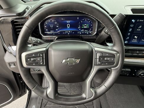 Used 2024 Chevrolet Silverado 1500 RST AWD/4WD image 21