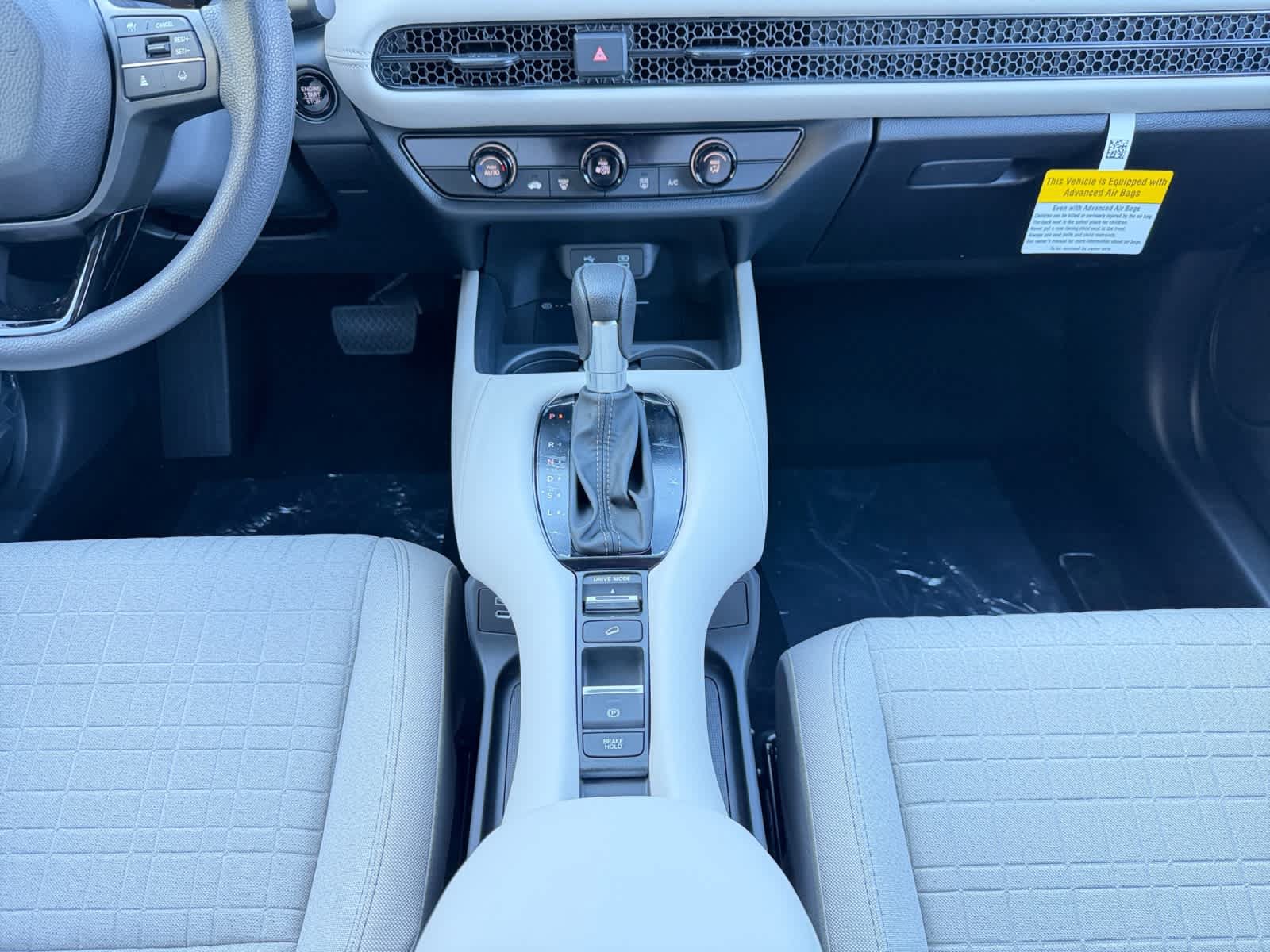 New 2027 Honda HR-V LX image 16