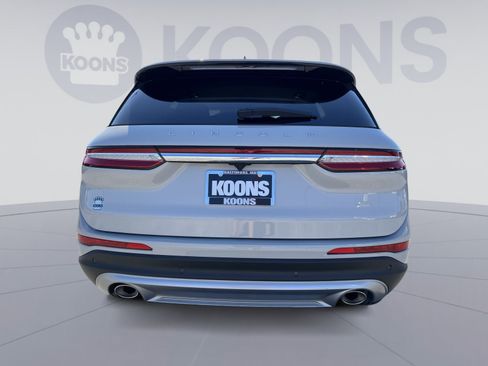 Used 2023 Lincoln Corsair Reserve FWD image 5