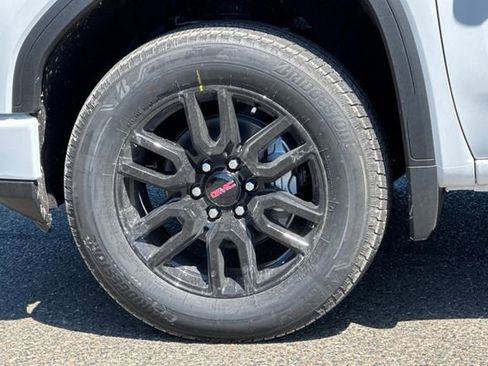 New 2026 GMC Sierra 1500 Elevation w/ Elevation Premium Package AWD/4WD image 32