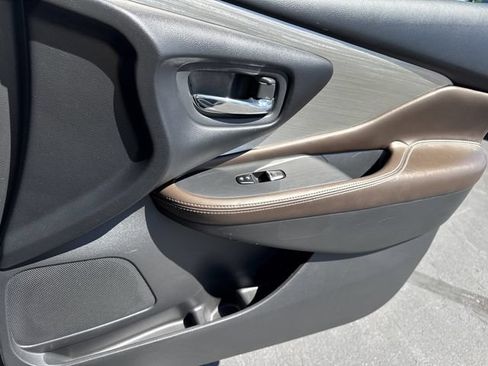 Used 2015 Nissan Murano SL AWD/4WD image 26