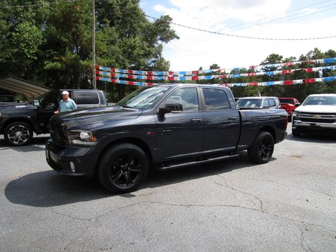 Used 2018 RAM 1500 Sport w/ Convenience Group image 2