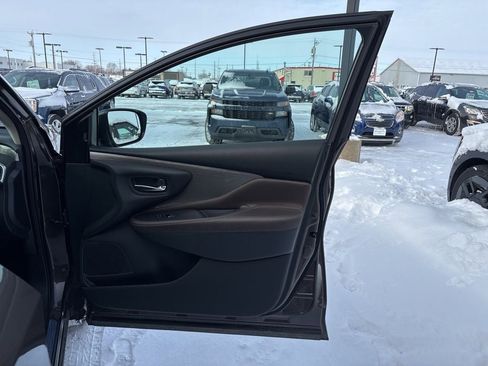 Used 2018 Nissan Murano SL w/ Moonroof Package image 35