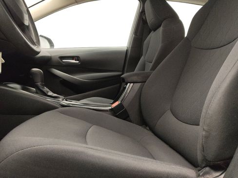 Used 2021 Toyota Corolla LE FWD image 17