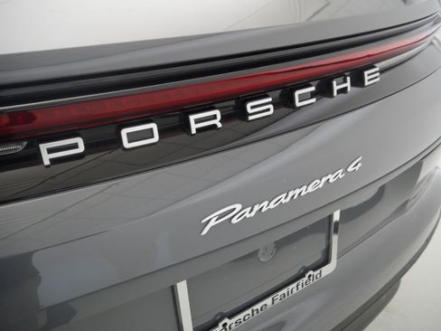 Certified 2025 Porsche Panamera image 11