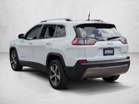 Used 2019 Jeep Cherokee Limited image 8