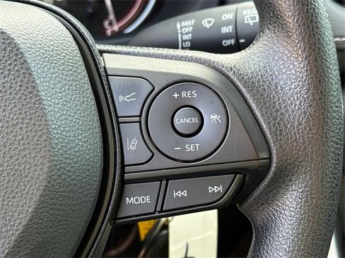 Used 2023 Toyota RAV4 LE image 27