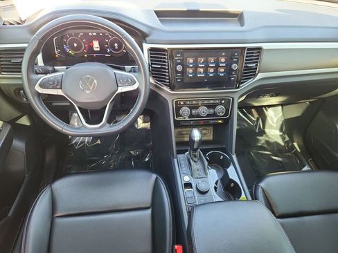 Used 2022 Volkswagen Atlas SE w/ Panoramic Sunroof Package image 10