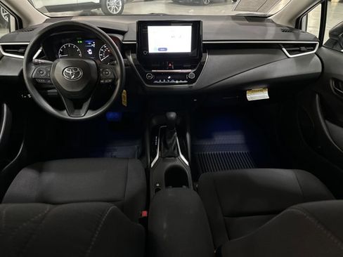 Used 2025 Toyota Corolla LE image 25